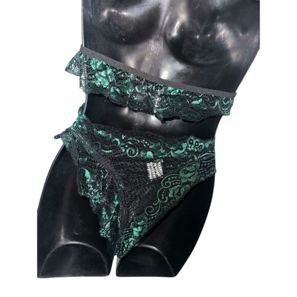 NEW WITH TAGS TWO PIECE sexy black and green Lacey Lingerie size large - Picture 5 of 7